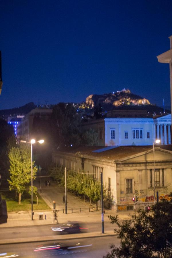 Downtown Across National Archaeological Museum Apartment Athens Exterior photo
